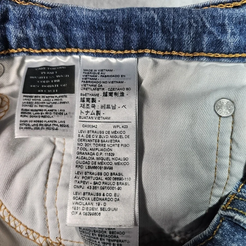 Levis levis 505